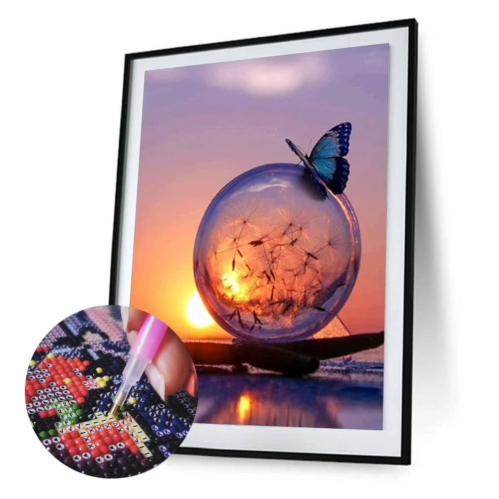 Loov_Disain_Teemant_Mosaiik_teemantpusle_Mull_liblikaga_30x40cm Loov_Disain_Teemant_Mosaiik_teemantpusle_Mull_liblikaga_30x40cm